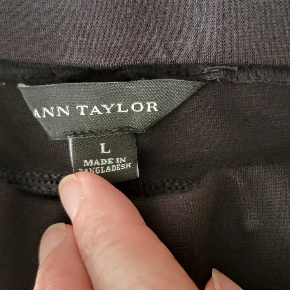 Ann Taylor Zipper Pocket Black Pull on Low Rise Stretch Career Pants - Picture 4 of 10